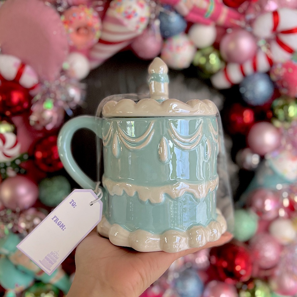 ✨NEW🍰Sheffield Home Pearlescent Baby Blue Vintage Theme Cake Mug💙